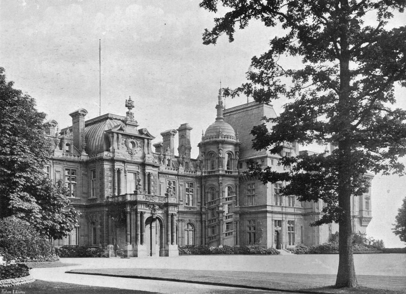 Waddesdon Malikanesi by Charles Latham