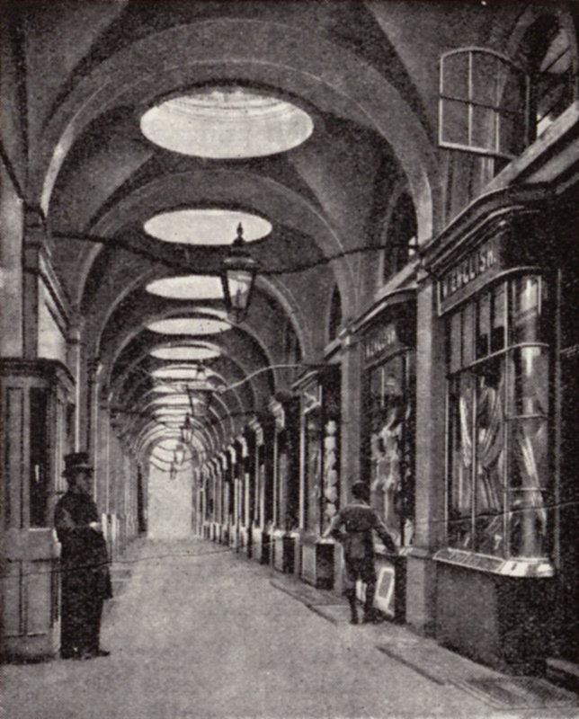 Royal Opera Arcade, Pall Mall, Londra (s/b fotoğraf) by Donald McLeish