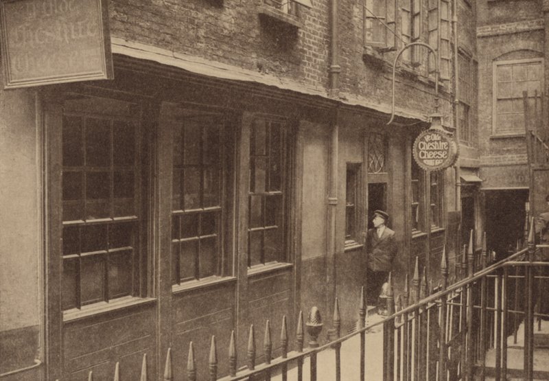 Ye Olde Cheshire Cheese Pub (s/b fotoğraf) by Donald McLeish