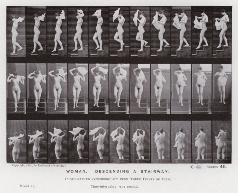 Hareket Halindeki İnsan Figürü: Merdivenden inen kadın (s/b fotoğraf) by Eadweard Muybridge
