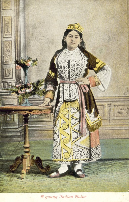 Genç bir Hintli aktör (renkli fotoğraf) by English Photographer