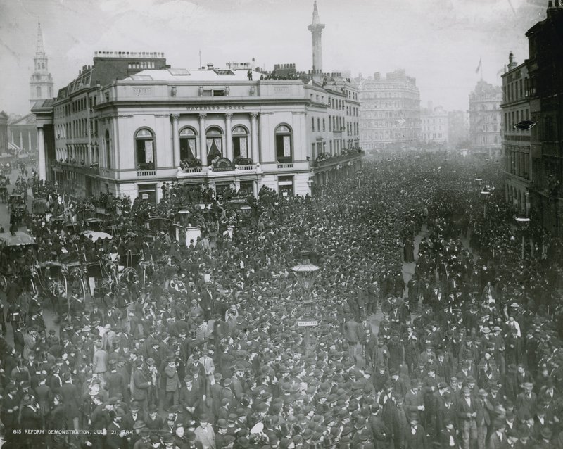 Reform gösterisinin havadan görünümü by English Photographer