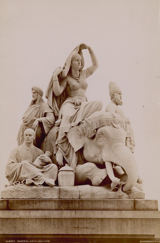 Albert Anıtı, Güney Kensington, Londra by English Photographer