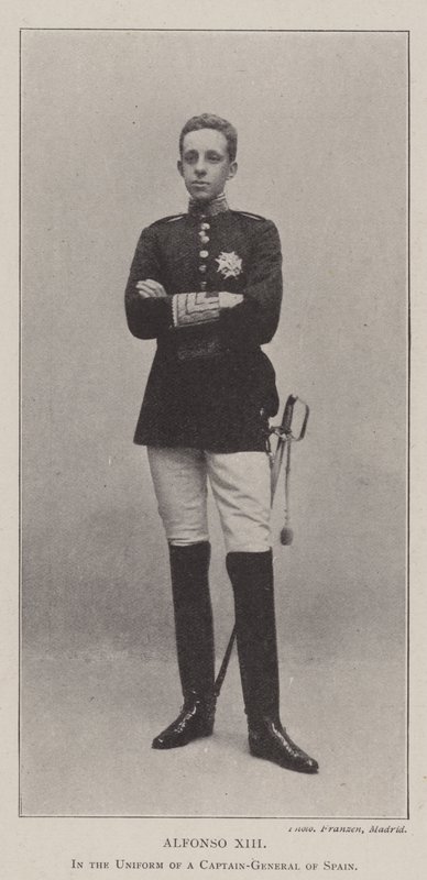 Alfonso XIII, İspanya Kaptan-Genel Üniforması içinde by English Photographer