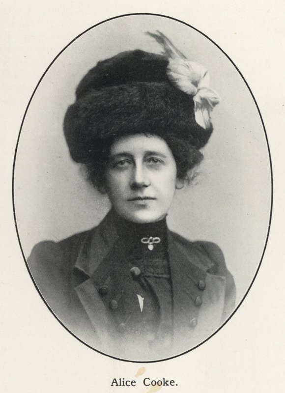 Alice Cooke (s/b fotoğraf) by English Photographer