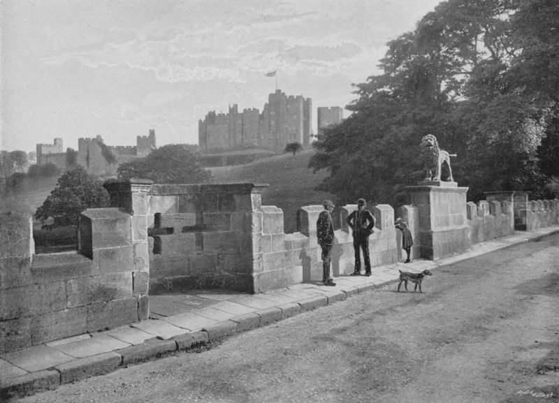 Alnwick, Aslanlı Köprü ve Kale by English Photographer