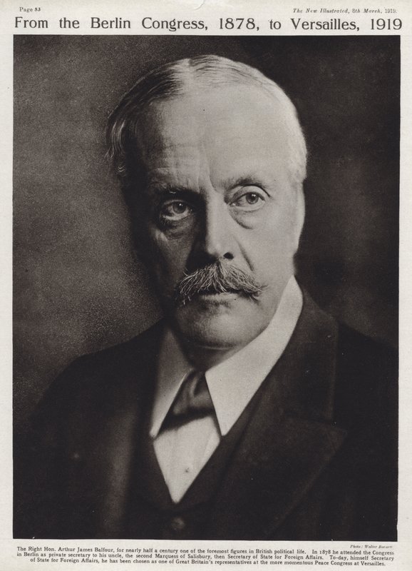 Arthur Balfour, İngiliz Muhafazakar politikacı ve Başbakan (s/b fotoğraf) by English Photographer