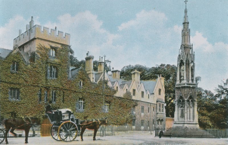 Balliol Koleji ve Şehitler Anıtı by English Photographer