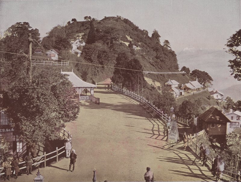 Bando Takımı, Darjeeling (renkli fotoğraf) by English Photographer
