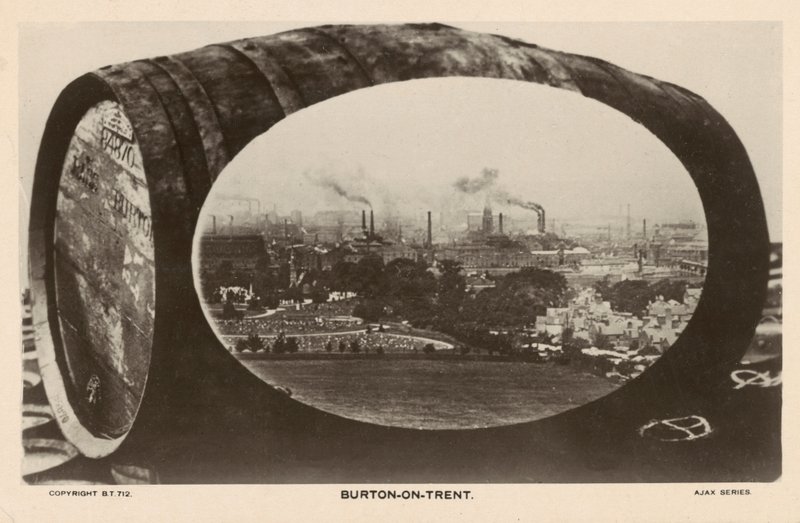 Burton-on-Trent, Staffordshire, İngiliz bira endüstrisinin geleneksel merkezi (s/b fotoğraf) by English Photographer