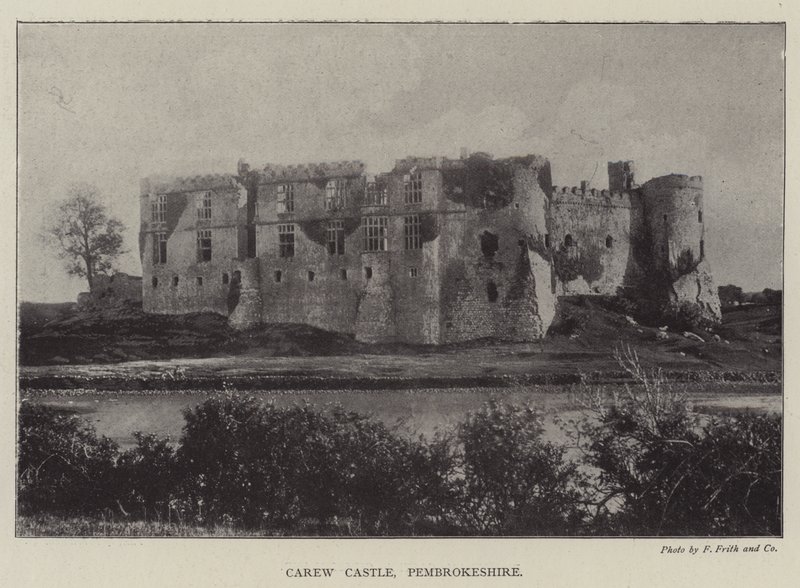 Carew Kalesi, Pembrokeshire by English Photographer