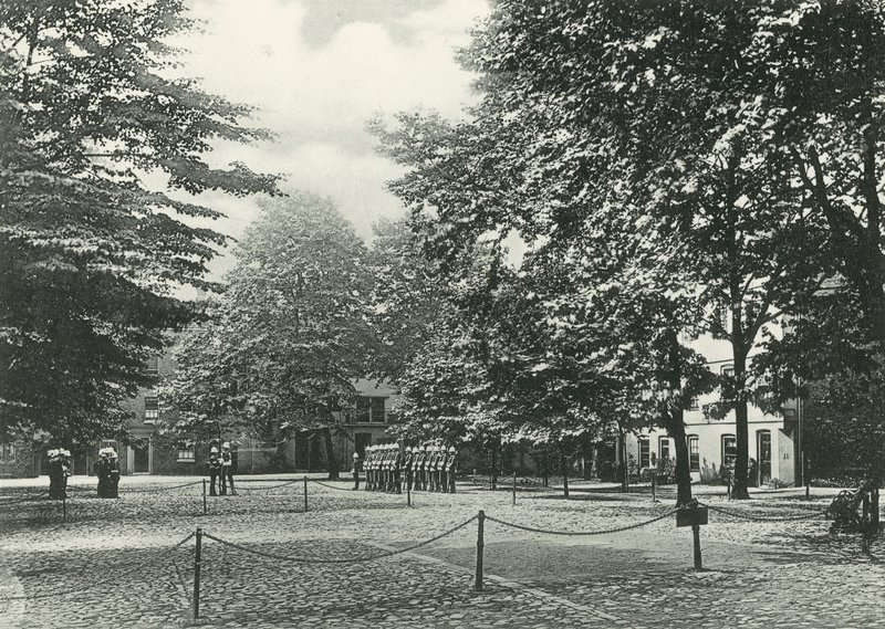 Değişen Muhafız, Kule Yeşili by English Photographer