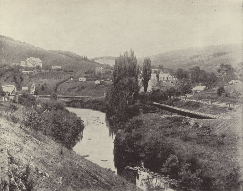 Clarendon, Boru Yolu, Adelaide Su Temini gösteriliyor by English Photographer