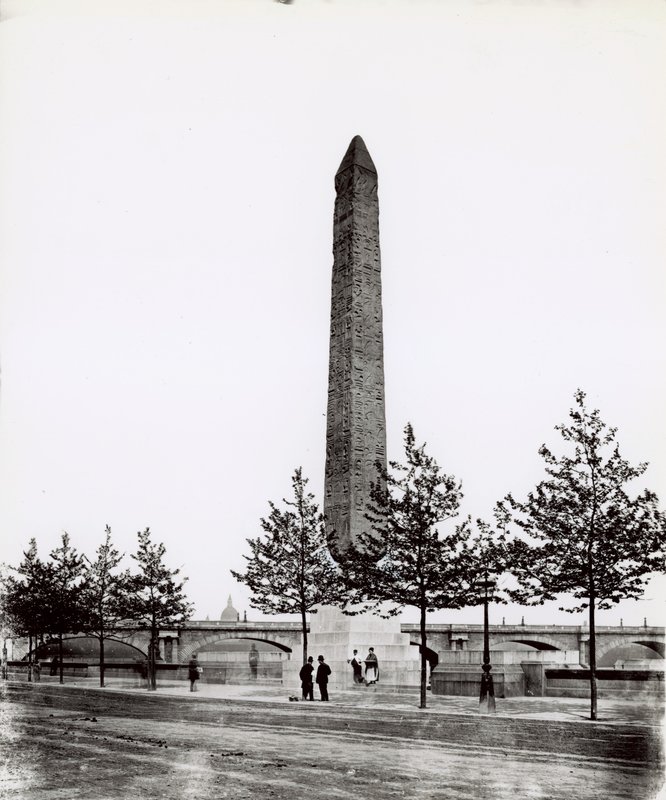 Kleopatra İğnesi by English Photographer