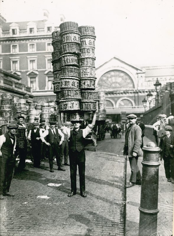 Covent Garden Pazarı, Londra by English Photographer