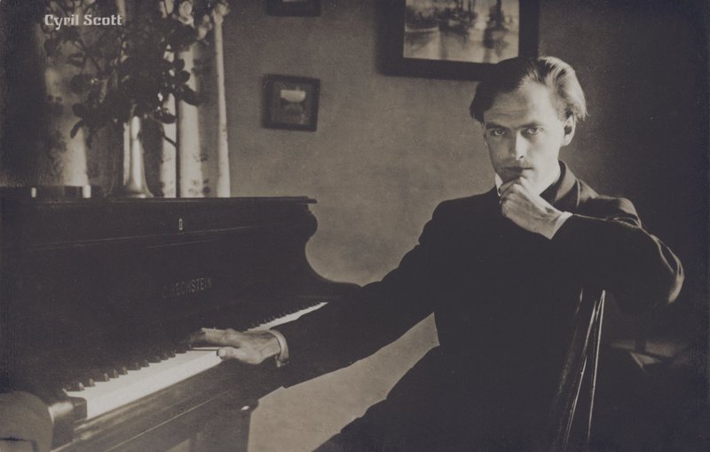 Cyril Scott, İngiliz besteci, yazar ve şair (s/b fotoğraf) by English Photographer