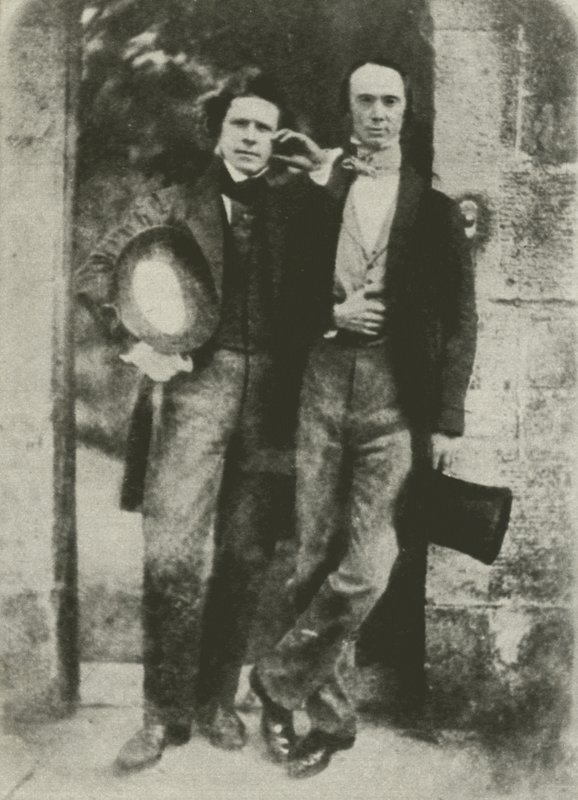 David Octavius Hill (solda) ve İskoç Ulusal Galerisi direktörü WB Johnstone (s/b fotoğraf) by English Photographer