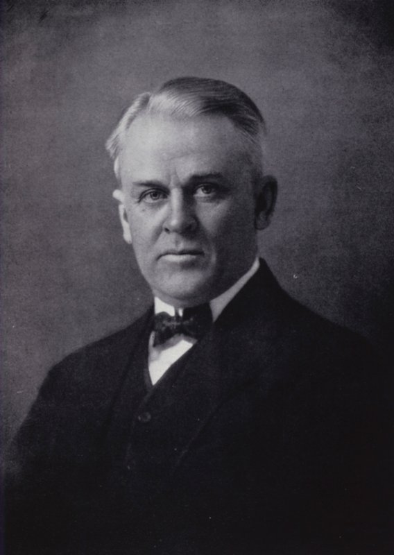Dr RA Millikan (s/b fotoğraf) by English Photographer