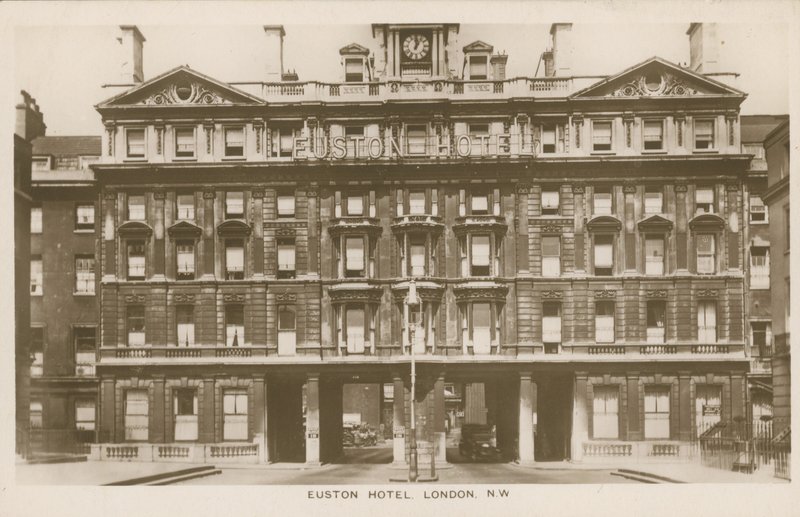 Euston Otel, Londra by English Photographer