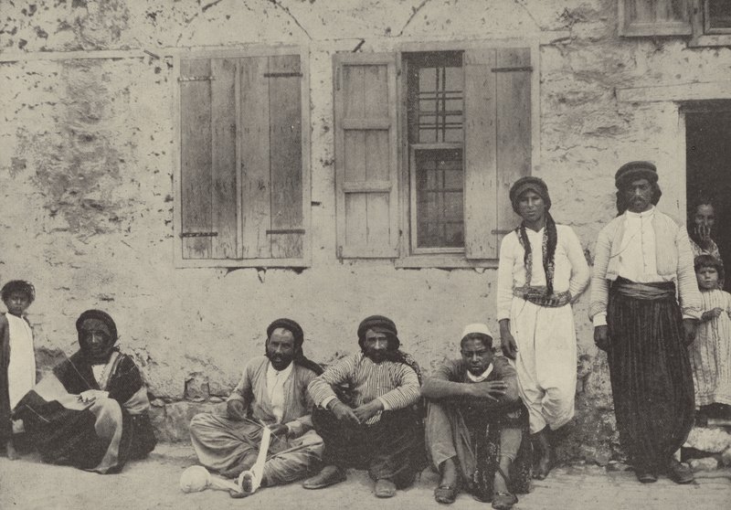 Balıkçılar ağlarını kuruyor, Tiberias by English Photographer
