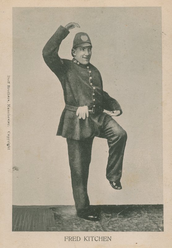 Fred Kitchen, dans eden polis by English Photographer
