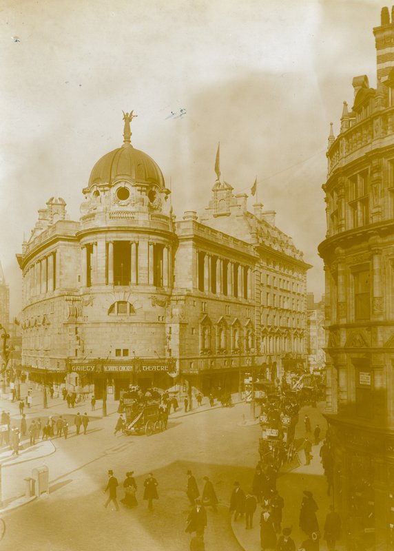 Gaiety Tiyatrosu, Londra by English Photographer