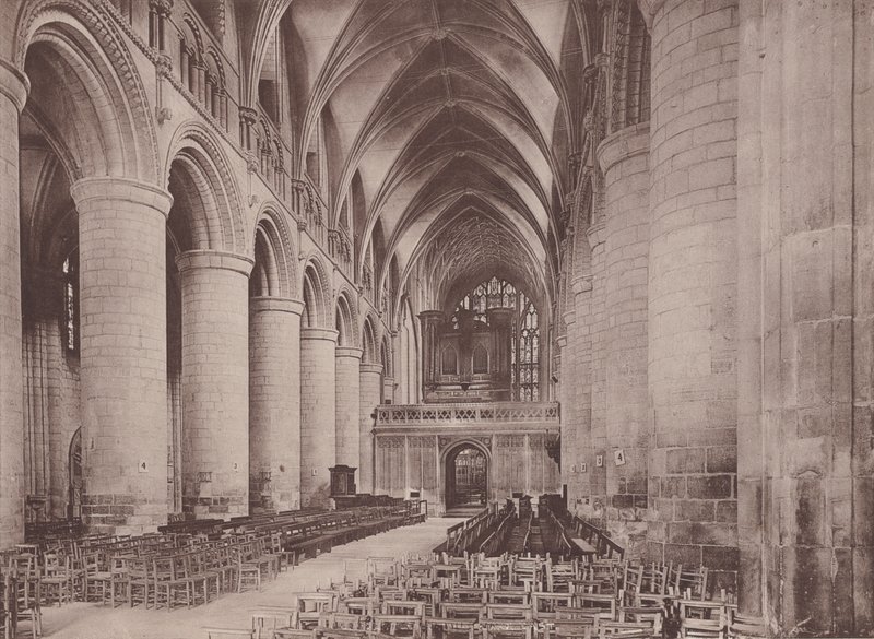 Gloucester: The Cathedral, Nave East (s/b fotoğraf) by English Photographer
