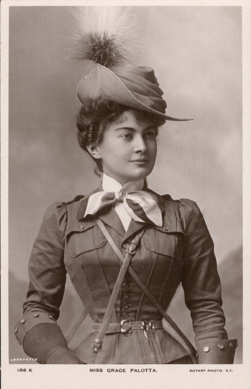Grace Palotta, Avusturya doğumlu tiyatro oyuncusu, müzikal komedi The Messenger Boy
