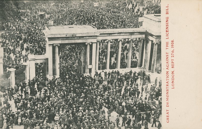 Ruhsat Yasasına Karşı Büyük Gösteri, Londra, 27 Eylül 1908 by English Photographer
