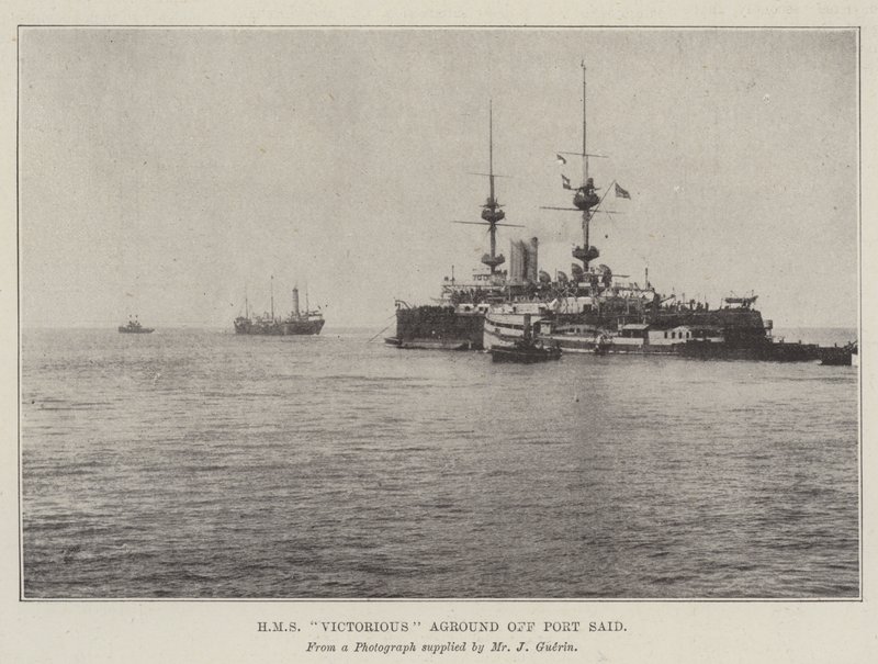 HMS Muzaffer Port Said açıklarında karaya oturdu by English Photographer
