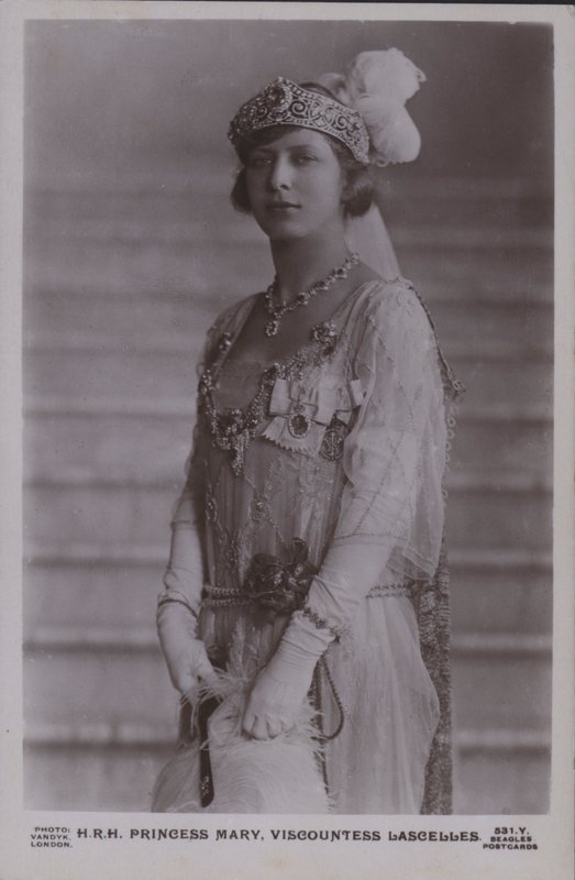 SAİK Prenses Mary, Vikontes Lascelles (s/b fotoğraf) by English Photographer