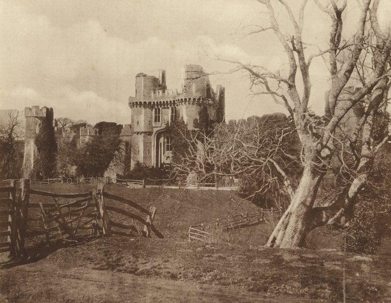 Herstmonceux Kalesi by English Photographer