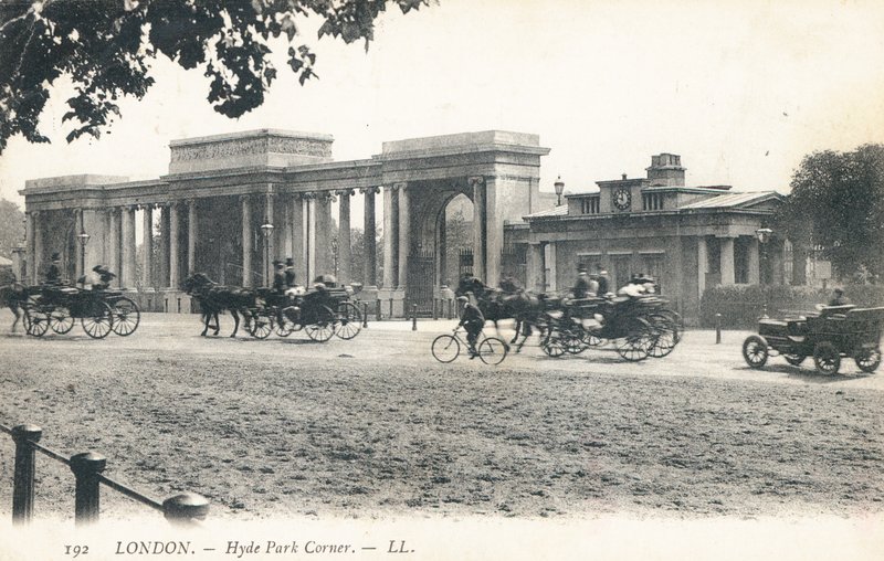 Hyde Park Köşesi by English Photographer