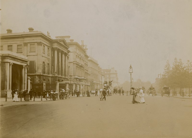 Hyde Park Köşesi ve Piccadilly, Londra by English Photographer