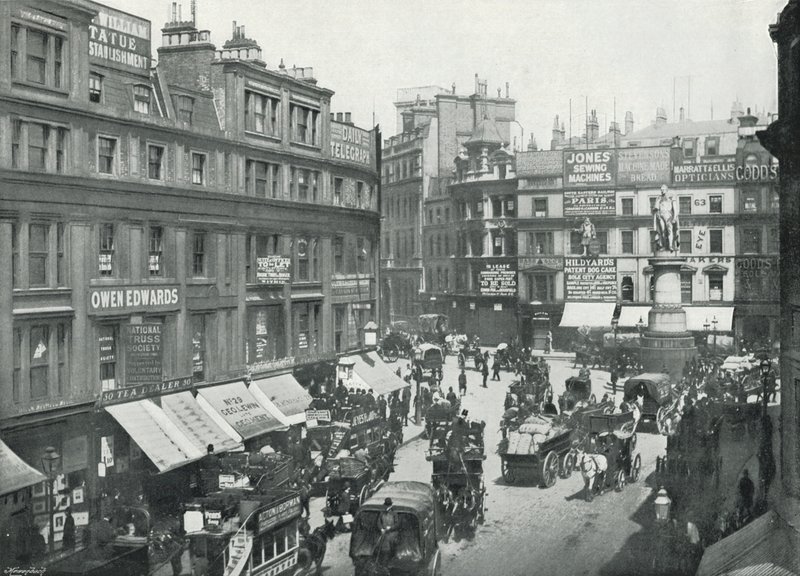 King William Street, Cannon Street End, Kral William Heykeli