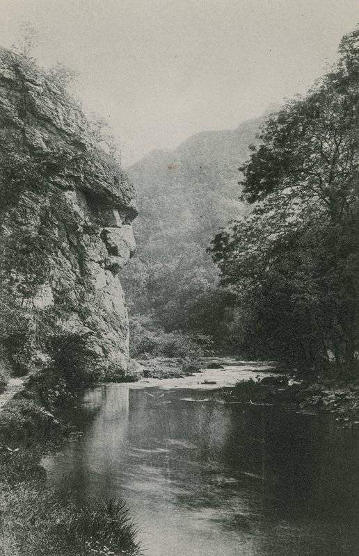 Aslan Yüz Kaya, Dovedale by English Photographer