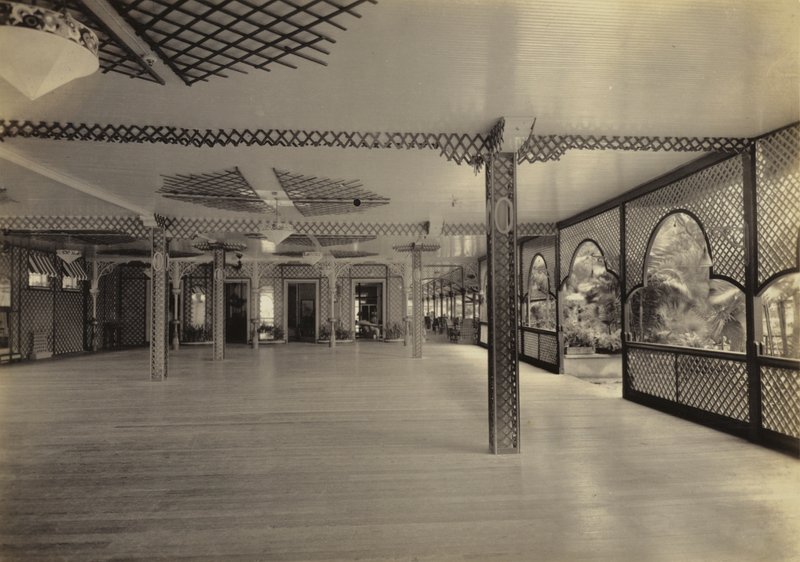 Deniz Oteli, Balo Salonu, 1920 by English Photographer