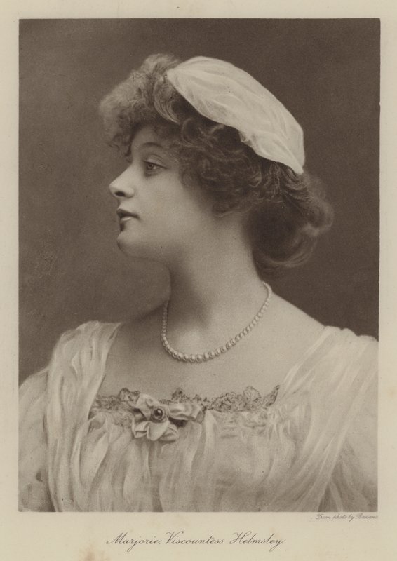 Marjorie Vikontes Helmsley (b/w fotoğraf) by English Photographer