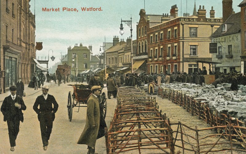 Pazar Yeri, Watford by English Photographer