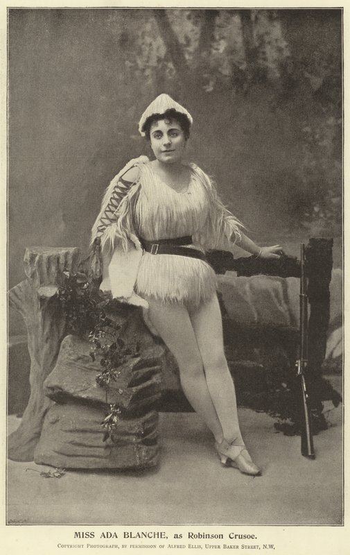 Bayan Ada Blanche, Robinson Crusoe olarak by English Photographer
