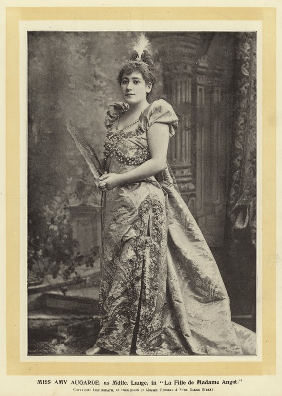 Bayan Amy Augarde, La Fille de Madame Angot