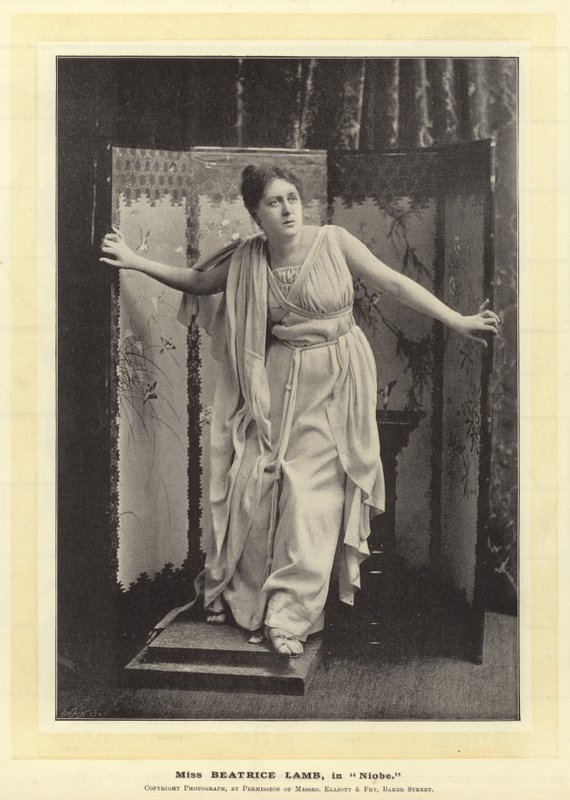 Bayan Beatrice Lamb, Niobe