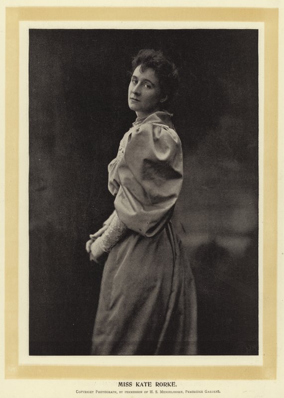 Bayan Kate Rorke by English Photographer