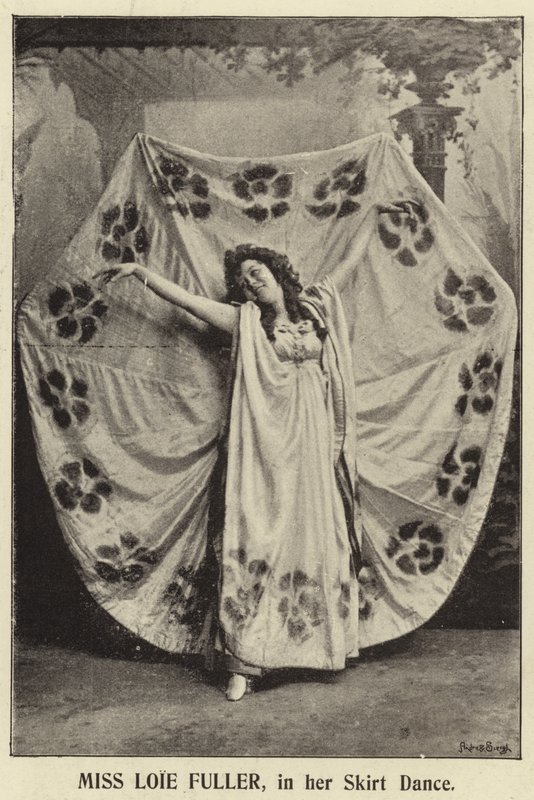 Bayan Loie Fuller, Etek Dansında by English Photographer