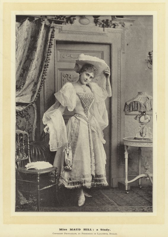 Bayan Maud Hill: Bir Çalışma by English Photographer