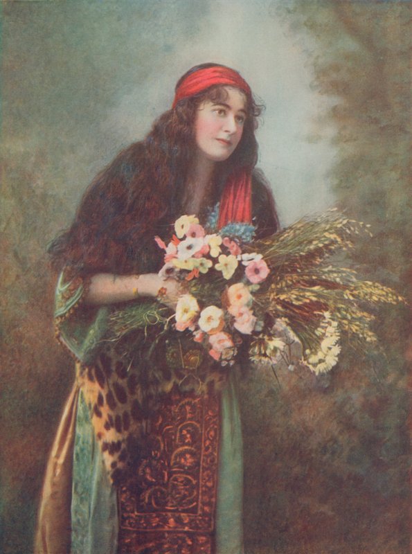 Bayan Sarah Brooke 
