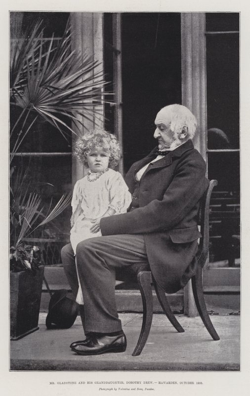 Bay Gladstone ve Torunu, Dorothy Drew, Hawarden, Ekim 1893 by English Photographer
