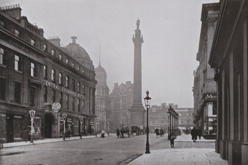 Newcastle, Gray Street (s/b fotoğraf) by English Photographer
