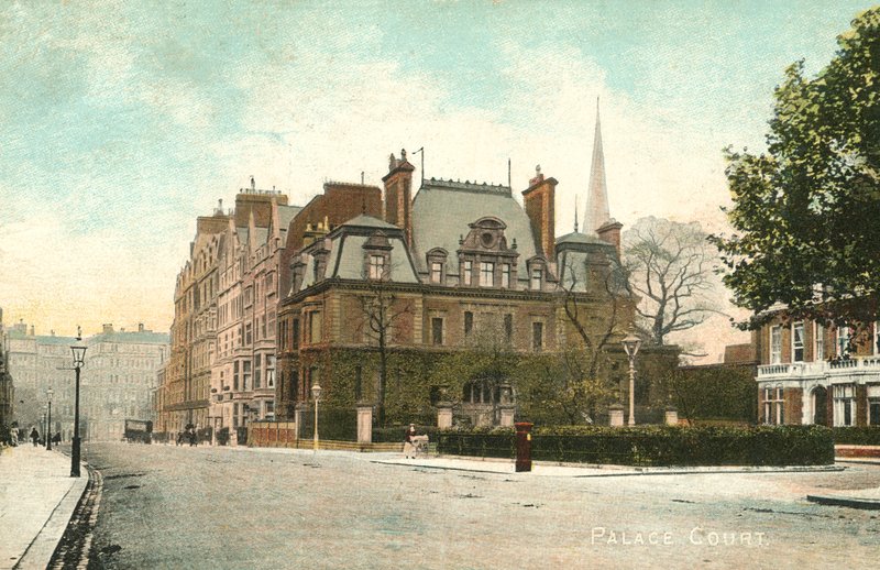 Saray Mahkemesi, Londra by English Photographer