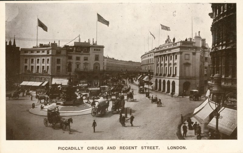 Piccadilly Sirki ve Regent Caddesi, Londra by English Photographer